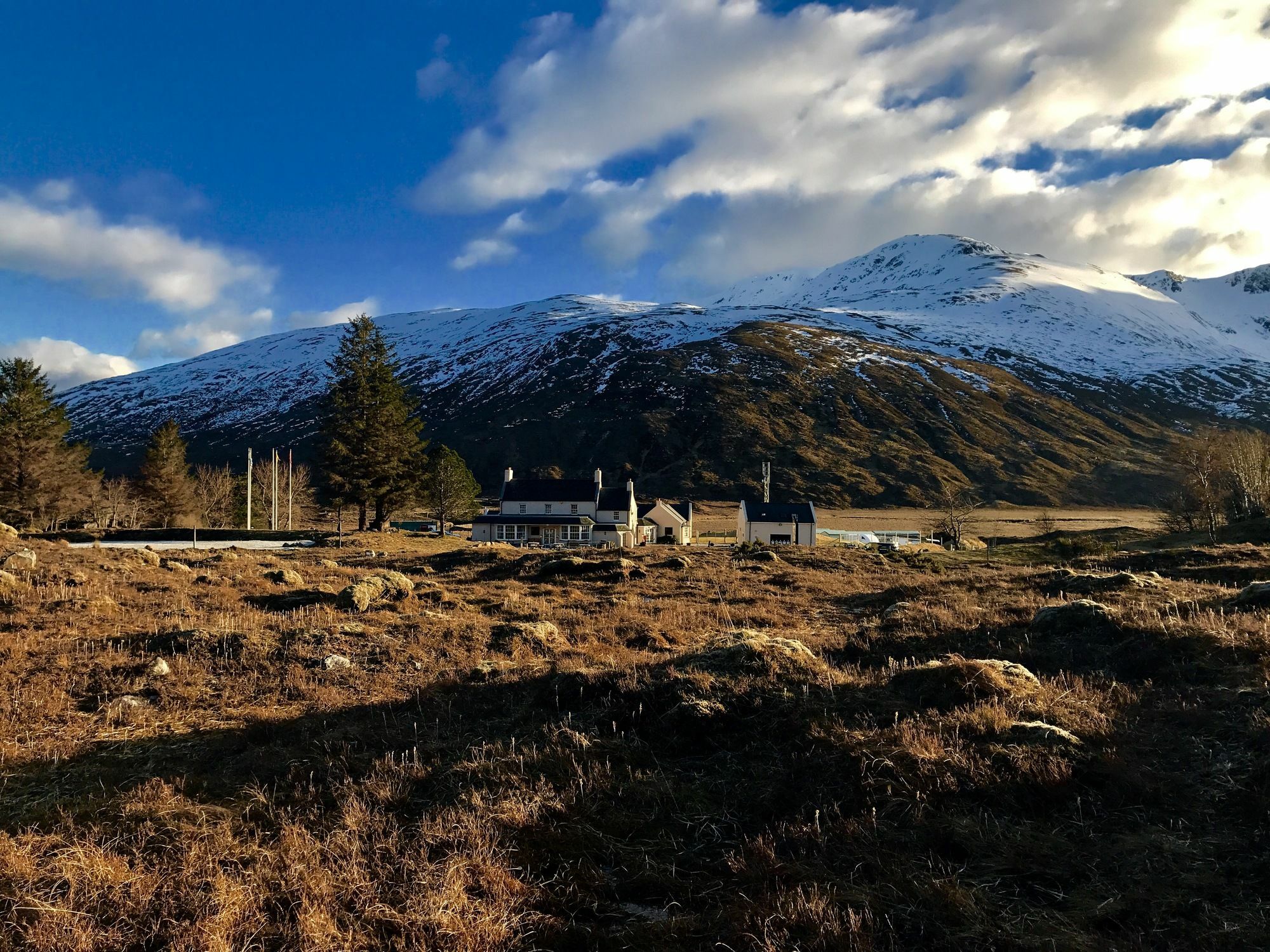 The Cluanie Inn Glenmoriston Exterior foto